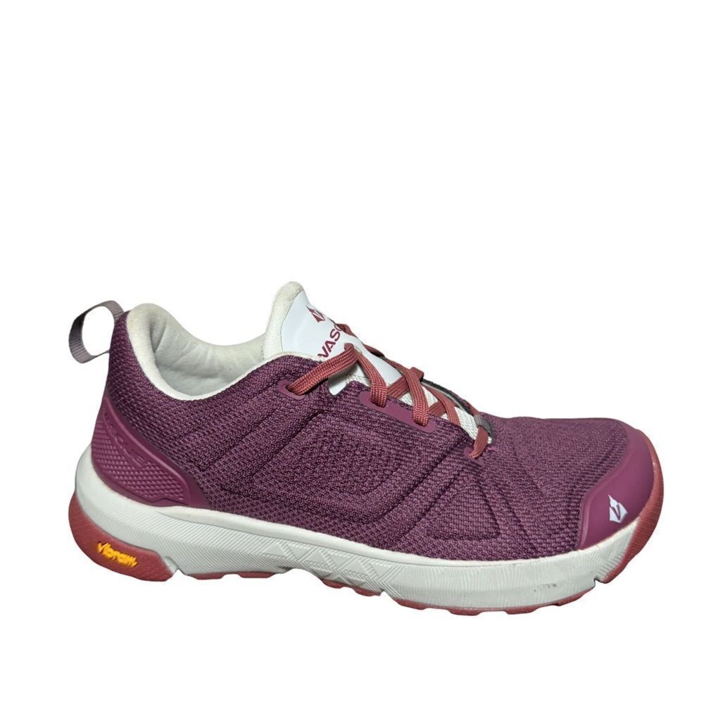 Women’s vasque hiking athletic shoes size 6